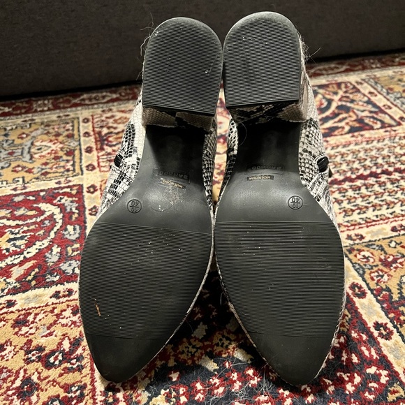 Bamboo Booties - Picture 3 of 5